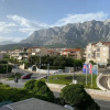 Отель Mila - 2 Bedrooms and Free Parking - A5, фото 9
