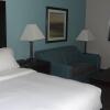 Отель Holiday Inn Express Kansas City-Bonner Springs, an IHG Hotel, фото 43