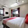 Отель OYO 12844 Sri Sai Suites, фото 3