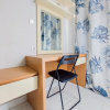 Отель Homey And Elegant Studio Amazana Serpong Apartment, фото 11