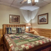 Отель Er 254 â Hibernation Hideaway Great Location â Close To Town! 5 Bedroom Cabin by RedAwning, фото 4