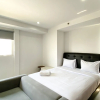 Отель Spacious And Comfy Studio Room Azalea Suites Apartment, фото 2