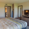 Отель Country Inn & Suites by Radisson, Harlingen, TX, фото 38