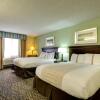 Отель Fireside Inn & Suites, фото 37