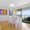 Отель Premiere Apartments -HR Surfers Paradise, фото 11