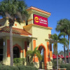 Отель Clarion Inn & Suites Kissimmee-Lake Buena Vista South, фото 41