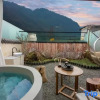 Отель Qinglu · Private Soup Hot Spring Homestay (Qingcheng Houshan Scenic Area Store), фото 2