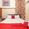 Отель RedDoorz near Stasiun Kota Baru Malang, фото 6