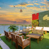 Отель Front Bay View Terrace Rooftop Pool Near Beach, фото 34