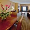 Отель Holiday Inn Express Hotel & Suites Suffolk, an IHG Hotel, фото 4