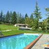 Отель Scenic Home in Camporgiano With Swimming Pool, фото 1