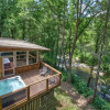 Отель Lil Bear's Den, 3 Bedrooms, Hot Tub, Deck, Wifi, Sleeps 8, фото 18
