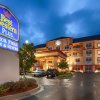 Отель Best Western Plus Cecil Field Inn & Suites в Джексонвиле