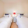 Отель Carlton Lodge: Stunning two bedroom apartment в Бродстерсе
