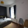 Отель Glossop Retreat 1 King,2 Dbl Cottage, фото 6