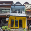 Отель OYO 75303 V Home Guesthouse Sunday Night Market, фото 1