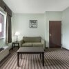 Отель Days Inn & Suites by Wyndham Dallas в Далласе