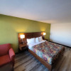 Отель Rodeway Inn & Suites, фото 4