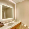 Отель Holiday Inn Express Hotel & Suites Oshkosh, an IHG Hotel, фото 8