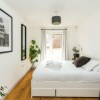 Отель Contemporary 2BD Flat With Balcony - Hackney Downs в Лондоне