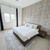 Отель Cosmos Living Discovery Gardens Sleeps 4, фото 5