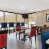Отель Comfort Inn & Suites Airport, фото 19