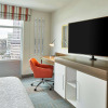 Отель Hampton Inn & Suites Atlanta Midtown, фото 23
