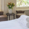 Отель Lovely Chelsea Home near The Thames, фото 2