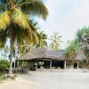 Отель Emayani Beach Lodge, фото 1