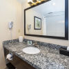 Отель Comfort Inn & Suites, фото 9