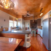 Отель Mesquite Creek Farmhouse, фото 23