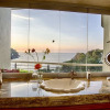 Отель Panoramic Luxury Suite With Ocean, Gardens and Swimming Pool View, фото 5
