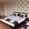Отель Respekt Guest House, фото 4