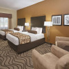 Отель La Quinta Suites by Wyndham South Bend Notre Dame Area, фото 24