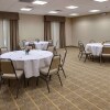 Отель Hampton Inn And Suites, фото 17