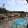 Отель Chateau Inn and Suites, фото 7