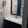 Отель Comfort Inn & Suites Evansville Airport, фото 9