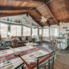 Отель Kimberling City Cabin: 5 Min Walk to Lake, фото 10