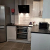Отель Lovely 1 Bedroom Apartment Close To The City Free Wifi, фото 3