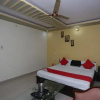 Отель OYO 8114 Home Stay S K Palace, фото 8