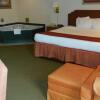 Отель GuestHouse Inn & Suites, фото 4