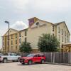 Отель Comfort Suites near Texas Medical Center - NRG Stadium, фото 27