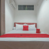 Отель Pringgodani Guest House by RedDoorz, фото 5