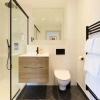 Отель The South Wimbledon Hideout - Fancy 1bdr Flat With Balcony, фото 1