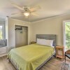 Отель St Helena Island Retreat w/ Deck: Walk to Beach, фото 7