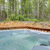 Отель Secluded Sevierville Cabin: Mtn Views & Hot Tub, фото 15