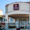 Отель Clarion Inn & Suites Central Clearwater Beach, фото 1