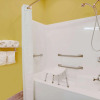 Отель Microtel Inn & Suites by Wyndham Stockbridge/Atlanta I-75, фото 11