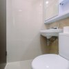 Отель Cozy Stay Studio Transpark Cibubur Apartment, фото 10
