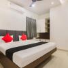 Отель Capital O 28650 Nikhil Regency, фото 1